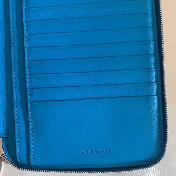 Celine LARGE ZIP WALLET IN GRAINED CALFSKIN - Picture 3 of 5